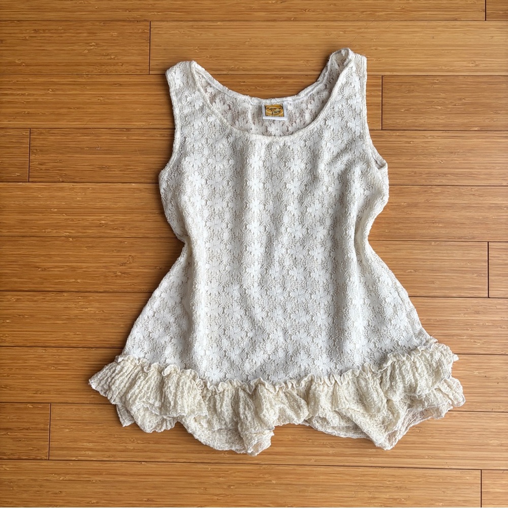 Vintage 90s cream lace coquette ruffle hem tank top